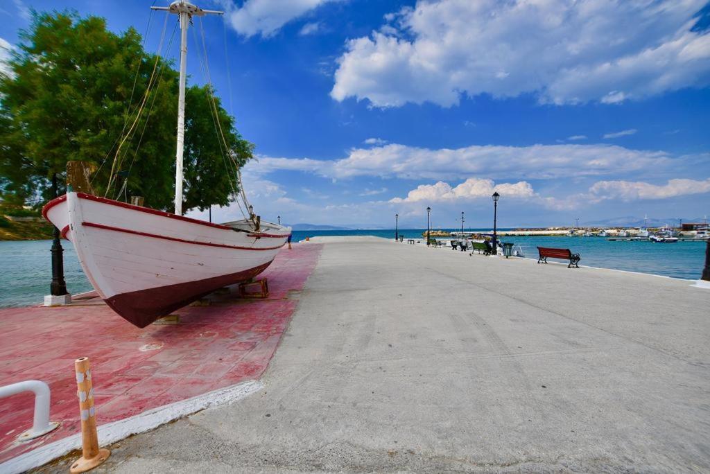 Attica Hotel Ephie Vathí Exteriér fotografie