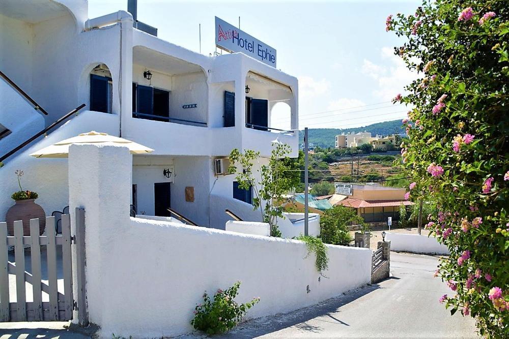 Attica Hotel Ephie Vathí Exteriér fotografie